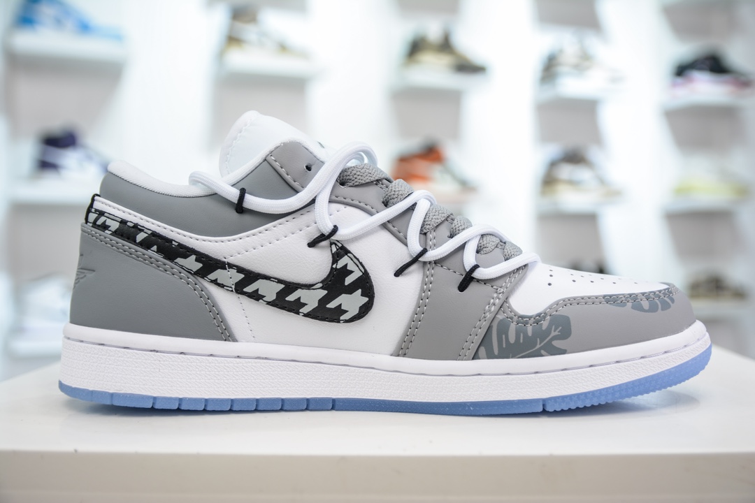 220 Air Jordan AJ1 Low 解构绑带低帮系列  DC0774-105