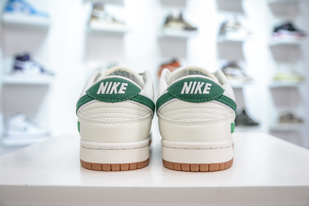 Supreme x Nike Dunk Low Beige Green Hook XH0923-340