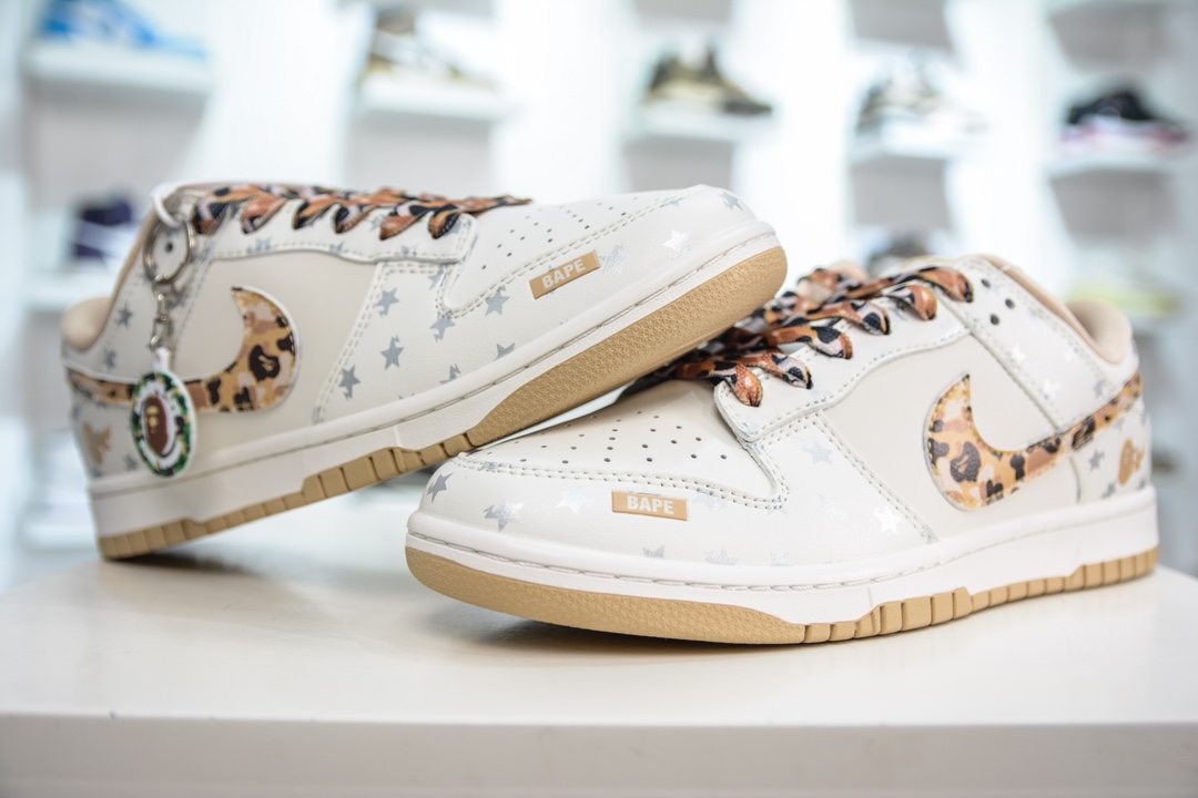 Bape x Nike Dunk Low Beige Camouflage Hook DQ1098-352