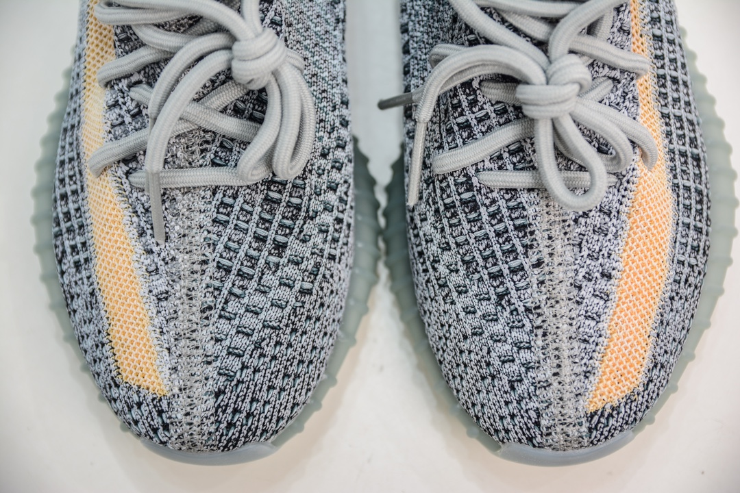 180 Adidas Yeezy Boost 350V2 ”Ash Blue” 水洗丹宁 GY7657