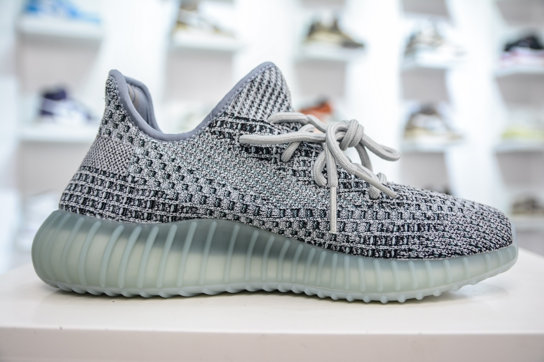 180 Adidas Yeezy Boost 350V2 ”Ash Blue” 水洗丹宁 GY7657