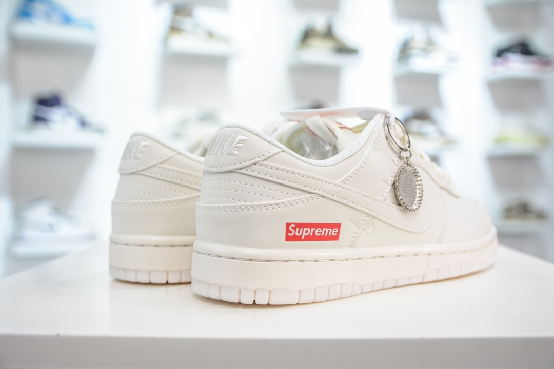 Supreme x Nike Dunk Low Beige Double Hook BB8675-104