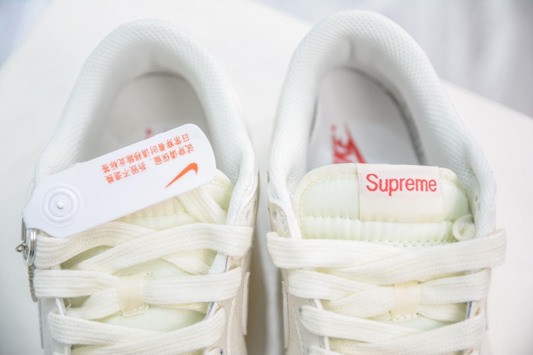 Supreme x Nike Dunk Low Beige Double Hook BB8675-104