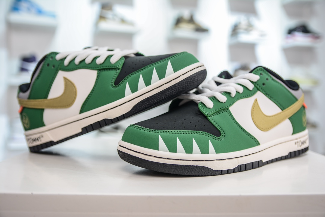 Nike Dunk Low Allosaurus This design is inspired by the light custom ZZ1998-006