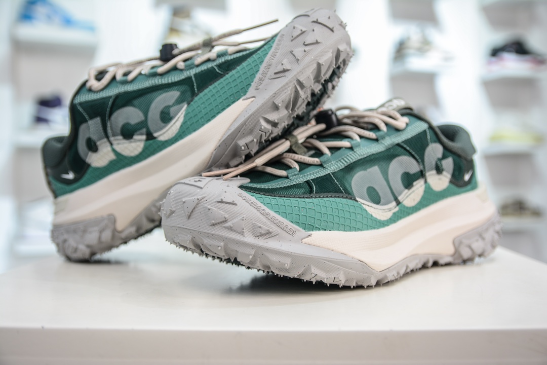 NK ACG MOUNTAIN FLY 2 LOW Outdoor Mountaineering Series Low-top Leisure Sports Hiking Shoes DV7903-300
