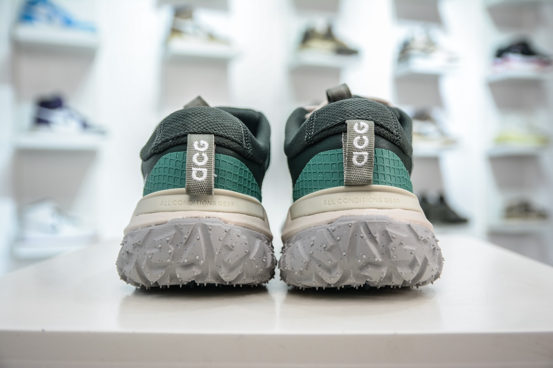 NK ACG MOUNTAIN FLY 2 LOW Outdoor Mountaineering Series Low-top Leisure Sports Hiking Shoes DV7903-300