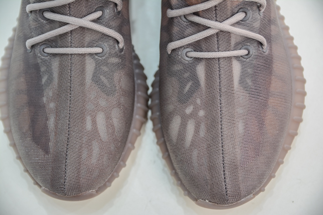180  Adidas Yeezy Boost 350V2 ”Mono Mist” 迷雾棕 GW2871
