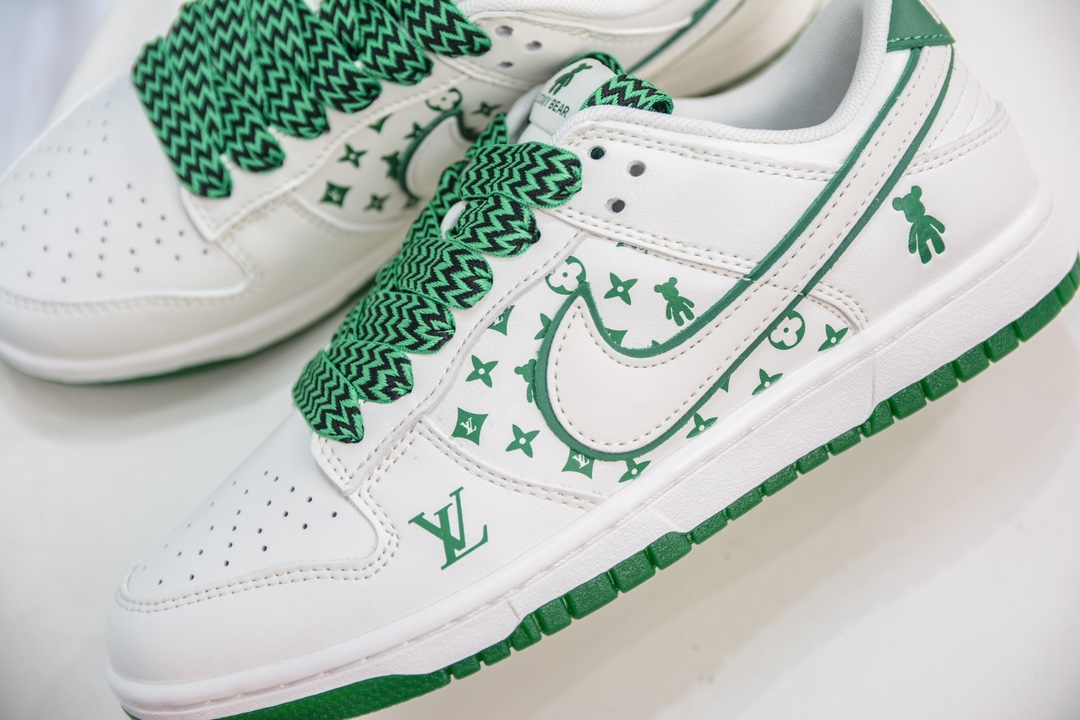LV x Nike Dunk Low Beige Violent Bear SJ2068-241