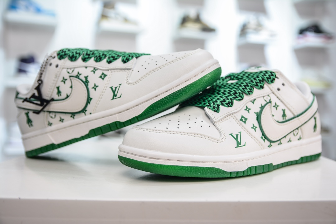 LV x Nike Dunk Low Beige Violent Bear SJ2068-241