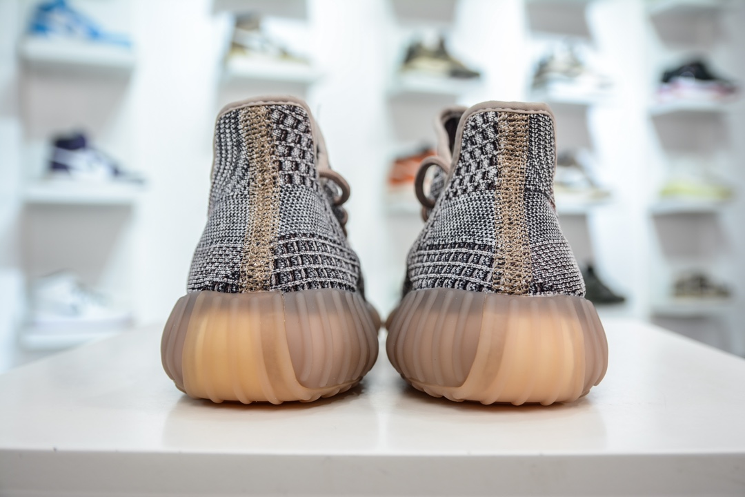 180 Adidas Yeezy Boost 350V2 ”Fade” 蓝棕 H02795