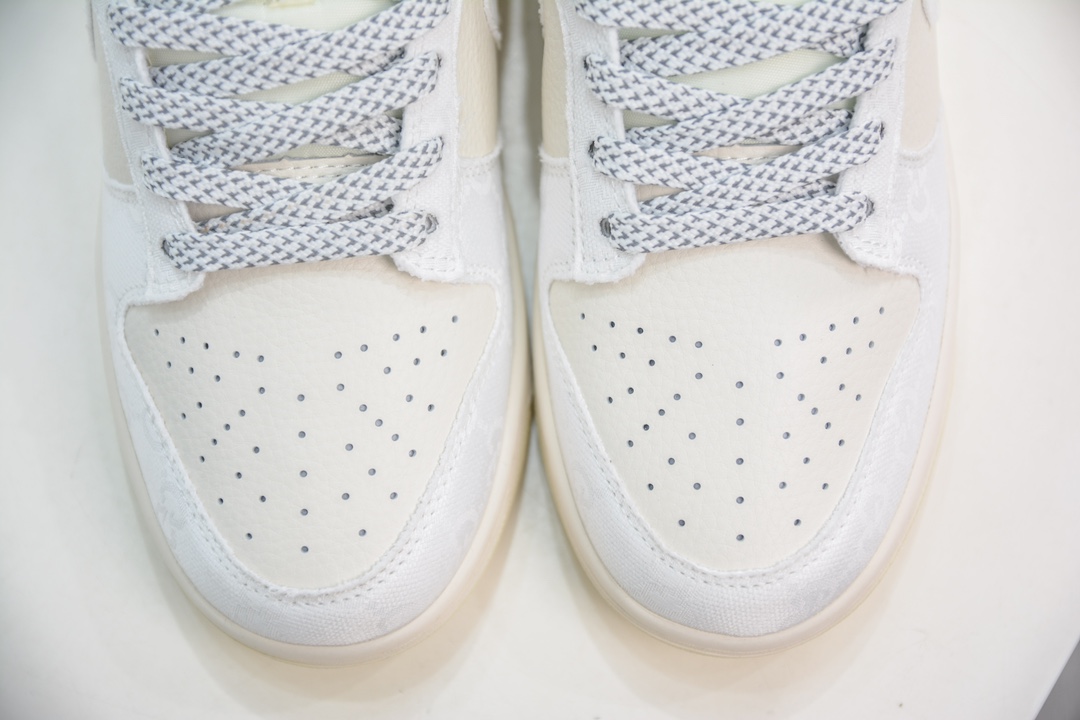 Gucci x Nike Dunk Low Silver Pattern BB9616-312