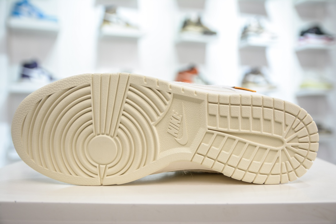 Gucci x Nike Dunk Low Silver Pattern BB9616-312