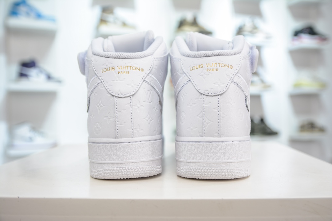 HY version of the original Louis Vuitton x NK Air Force 1 joint Air Force One low-top casual sports sneakers