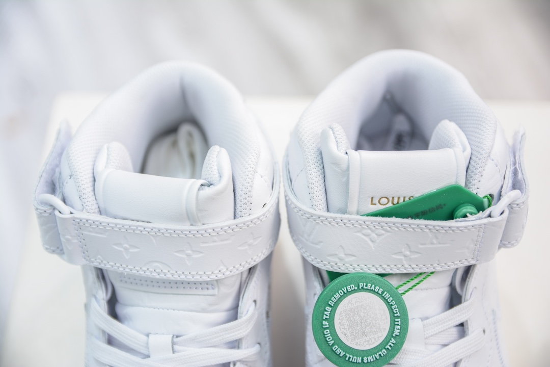 HY version of the original Louis Vuitton x NK Air Force 1 joint Air Force One low-top casual sports sneakers