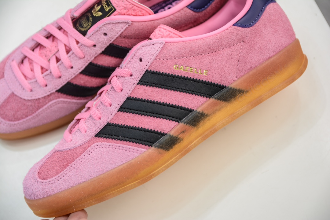 200 MF版纯原 AD Original Gazelle Indoor Trainers 瞪羚室内鞋板鞋 粉黑 IE7002