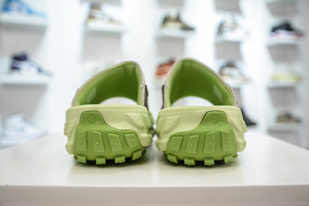 300 UGG【明星同款】春夏新款 轮胎底拖鞋 W Venture Daze Slide