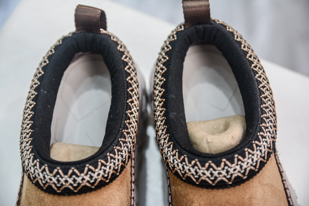320 UGG 1155650 轮胎底塔斯曼露趾包头凉鞋