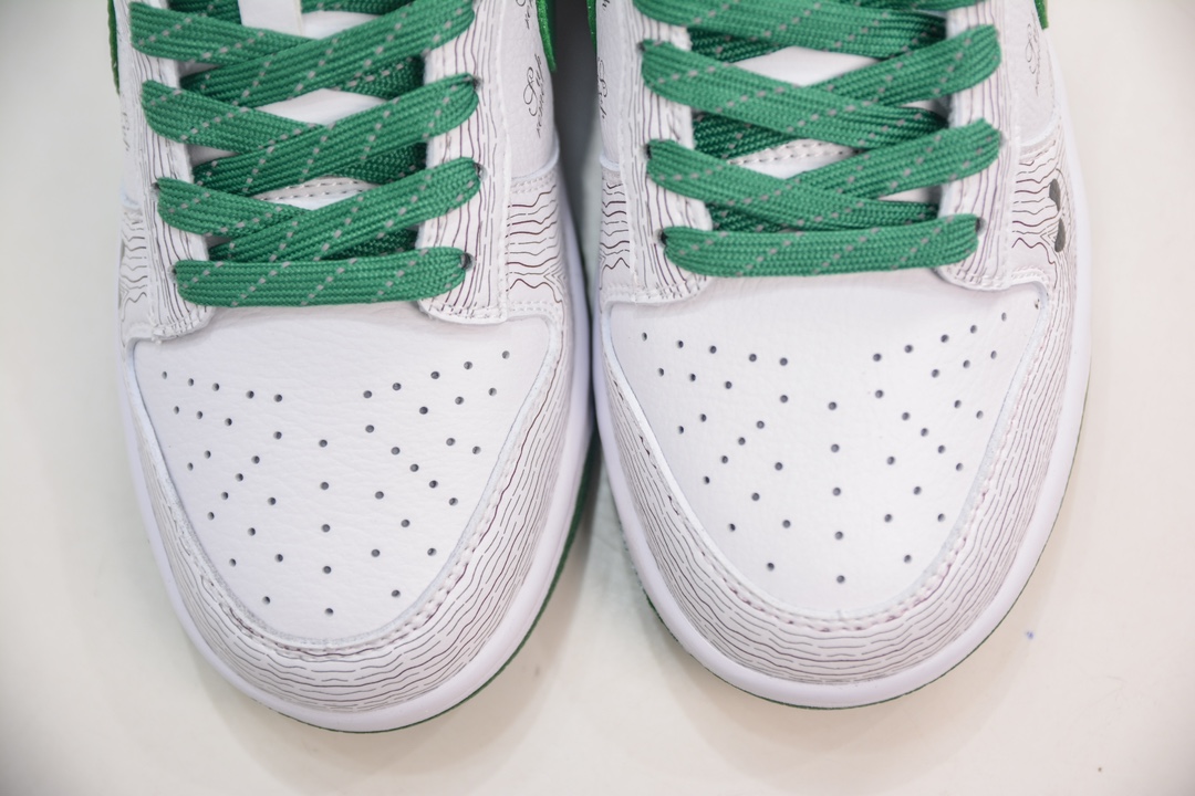280 Supreme x Nike Dunk Low 绿鬼脸 XD6188-033