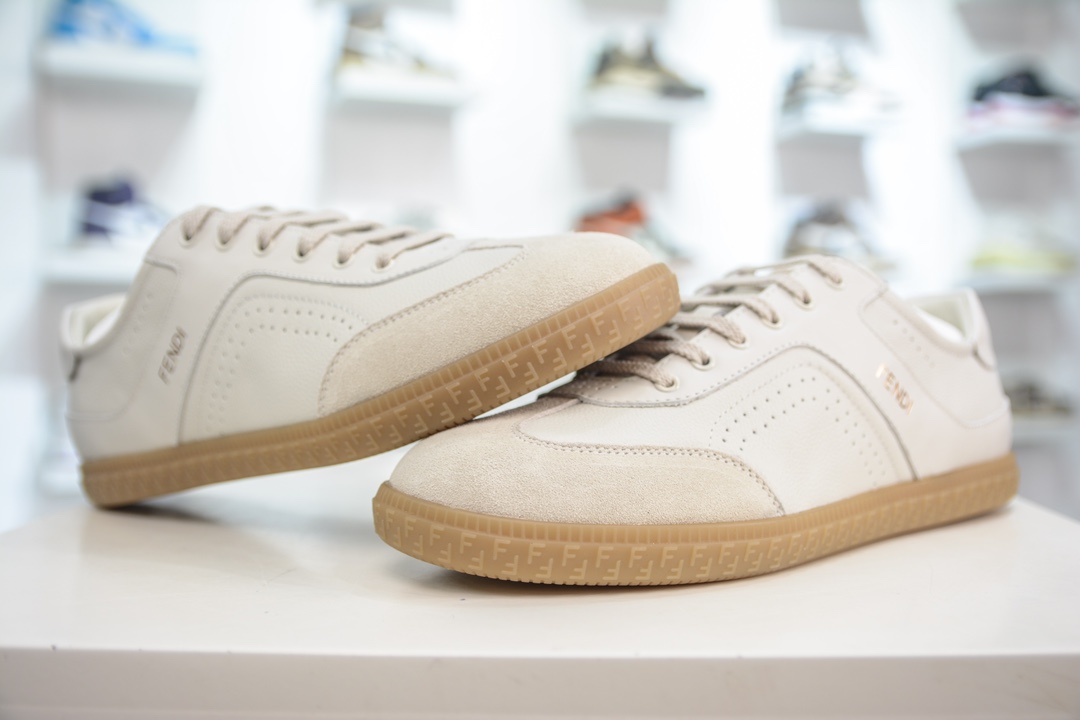 350 芬迪Fendi Flair Leather Sneaker Low 弗莱尔系列低帮复古百搭德训风休闲运动板鞋