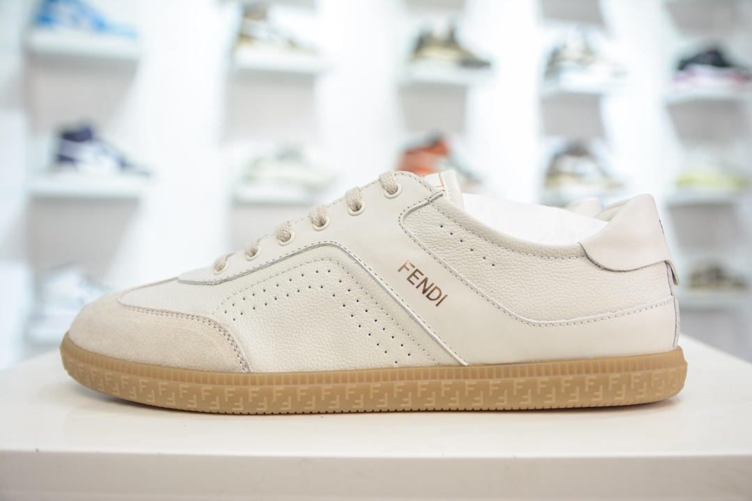 350 芬迪Fendi Flair Leather Sneaker Low 弗莱尔系列低帮复古百搭德训风休闲运动板鞋