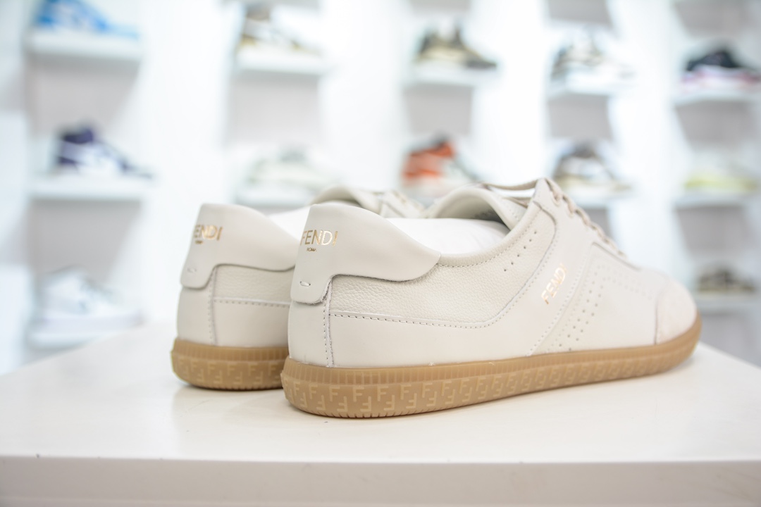350 芬迪Fendi Flair Leather Sneaker Low 弗莱尔系列低帮复古百搭德训风休闲运动板鞋