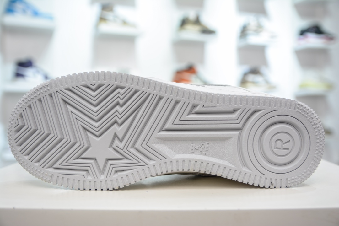 450 M版纯原 Bape Sta To Low 明星同款 猿人头经典漆皮低帮运动休闲板鞋白灰