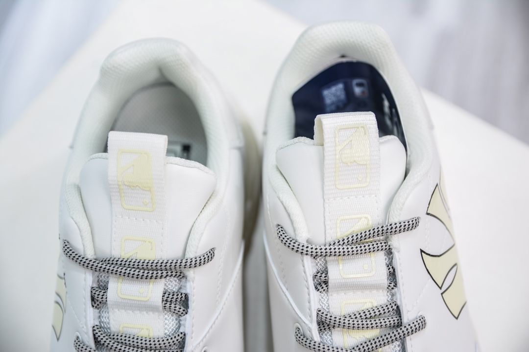 MLB Big Ball Chunky Sneakers - Retro Print, Lightweight, Platform, and Versatile 9 i1717603800 135 8