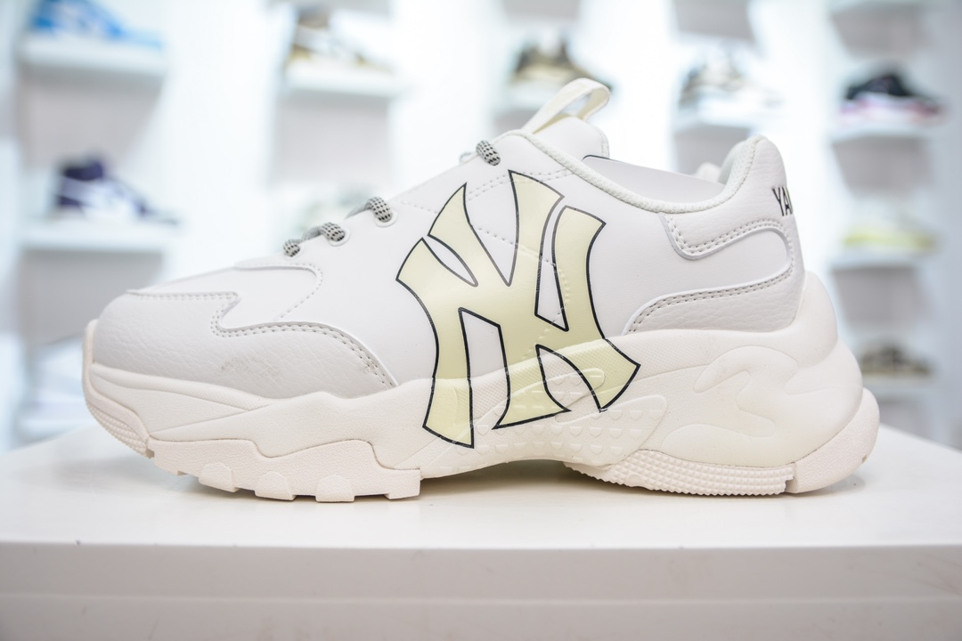 MLB Big Ball Chunky Sneakers - Retro Print, Lightweight, Platform, and Versatile 2 i1717603800 9223 1
