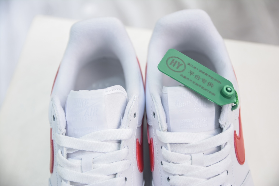 HY version of the original Nike Air Force 1 Low 07 x Supreme white and red CU9225-101