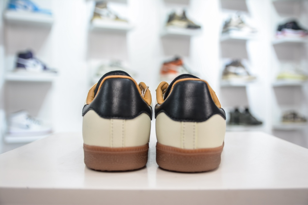 Q version of the pure original JJJJound x Ad Samba OG joint series pure original JJJJound x Ad Samba OG minimalist luxury ID8708