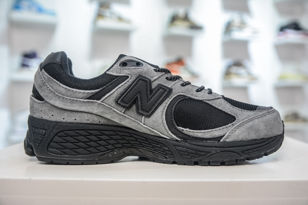 200 New Balance 2002R NB2002 男女休闲慢跑鞋