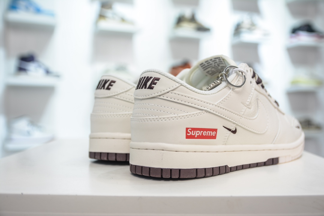 280 Supreme x Nike Dunk Low 白棕双拼  BB8675-106