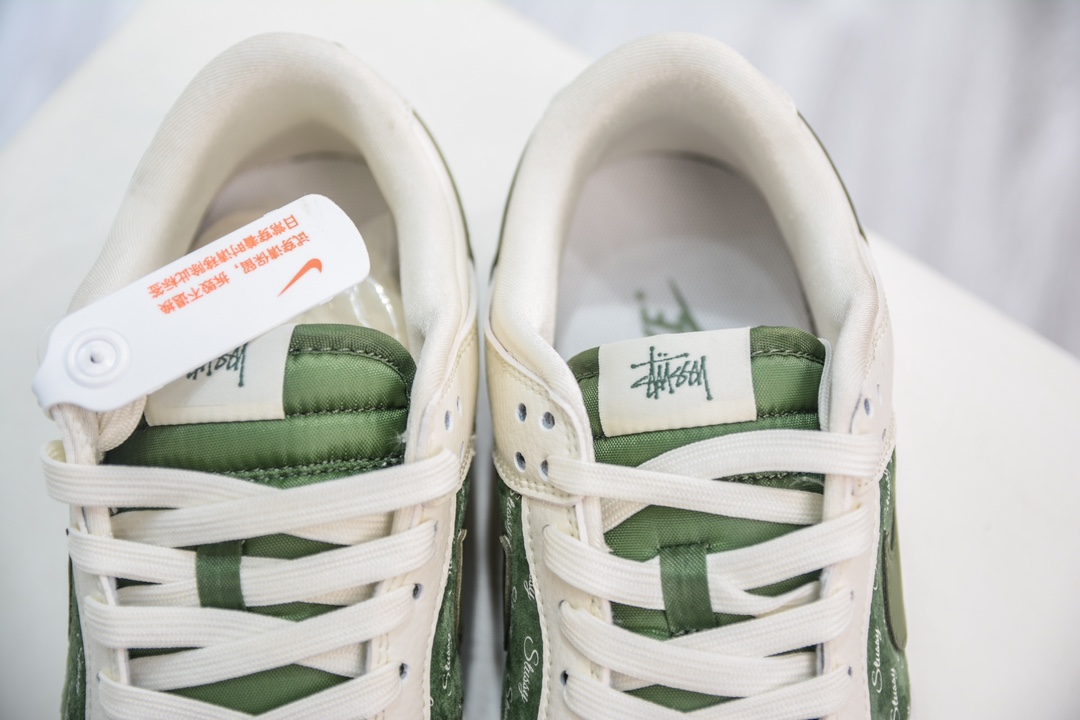 280 Stussy x Nike Dunk Low 斯图西 绿花 CF3688-008