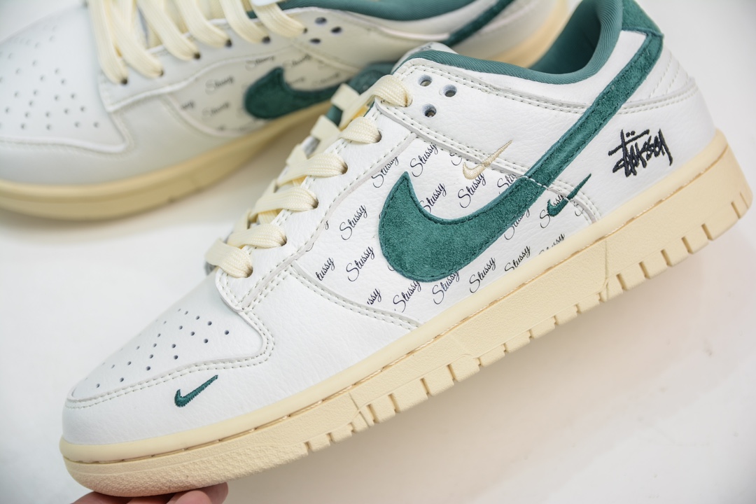 280 Nike SB Dunk Low 斯图西联名 CF3688-006
