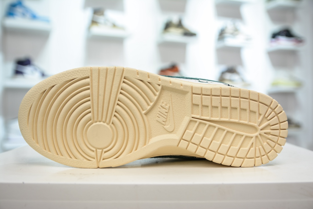 280 Nike SB Dunk Low 斯图西联名 CF3688-006