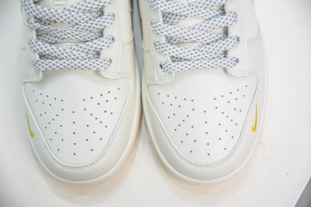 280 Nike SB Dunk Low 米白浅黄珠光满天星 XB3802-347