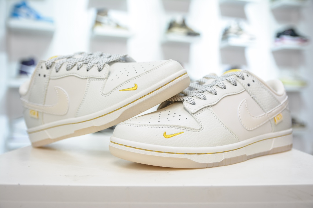 280 Nike SB Dunk Low 米白浅黄珠光满天星 XB3802-347