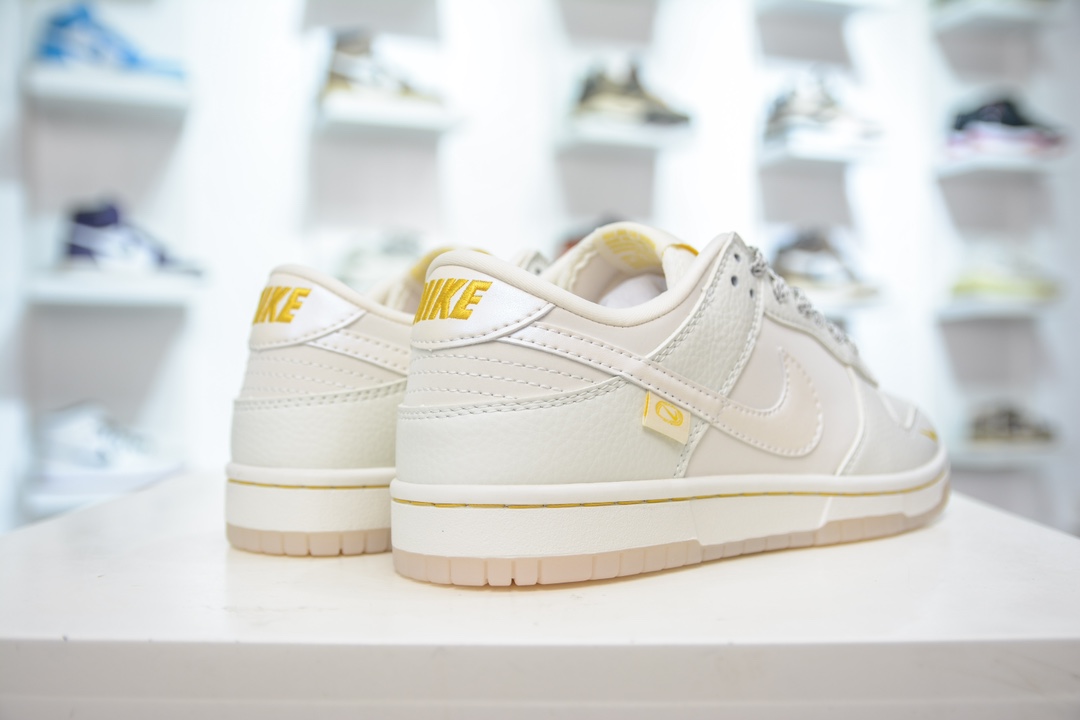 280 Nike SB Dunk Low 米白浅黄珠光满天星 XB3802-347