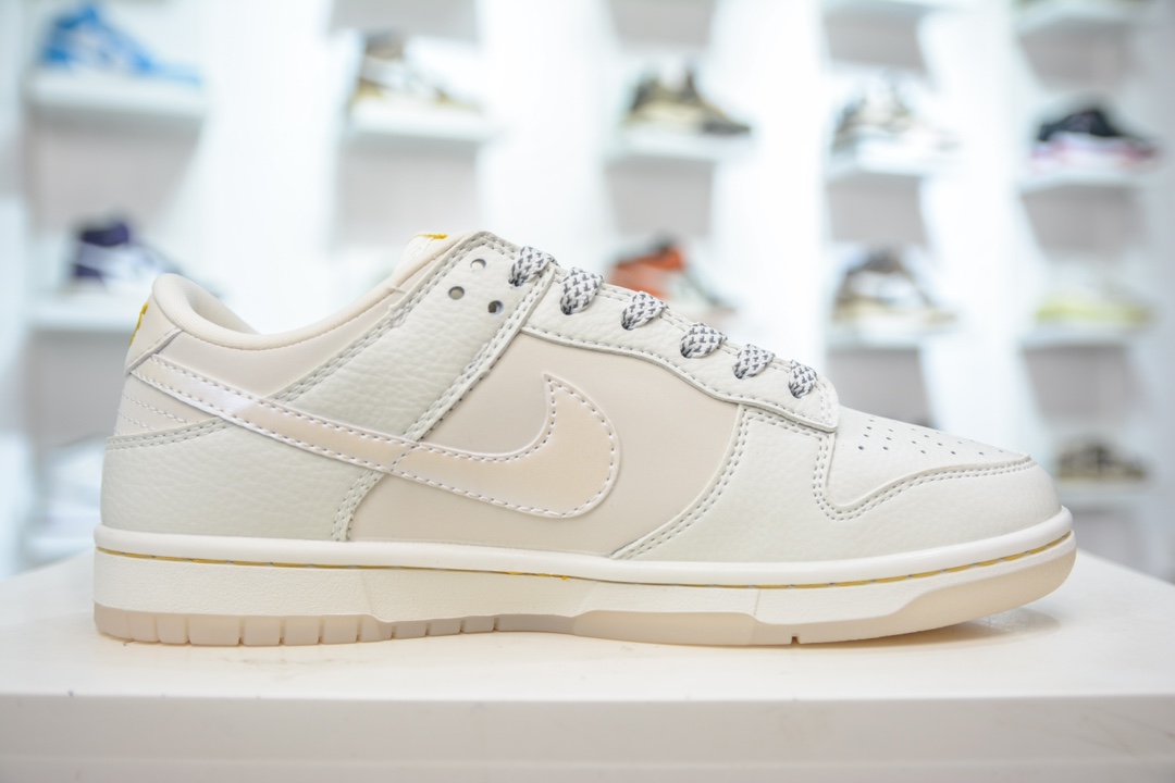 280 Nike SB Dunk Low 米白浅黄珠光满天星 XB3802-347