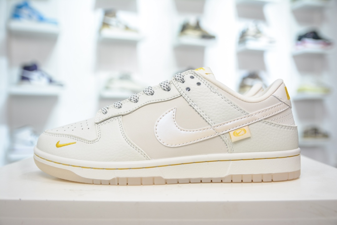 280 Nike SB Dunk Low 米白浅黄珠光满天星 XB3802-347