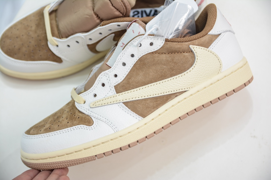 260 F版纯原 Travis Scott x Jordan Air Jordan 1 Low Canary 圆头舒适 DM7866-106
