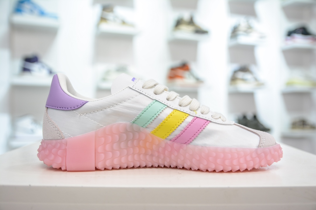 200 Adidas Kamanda 小Yeezy 生胶刺头底 EE5668