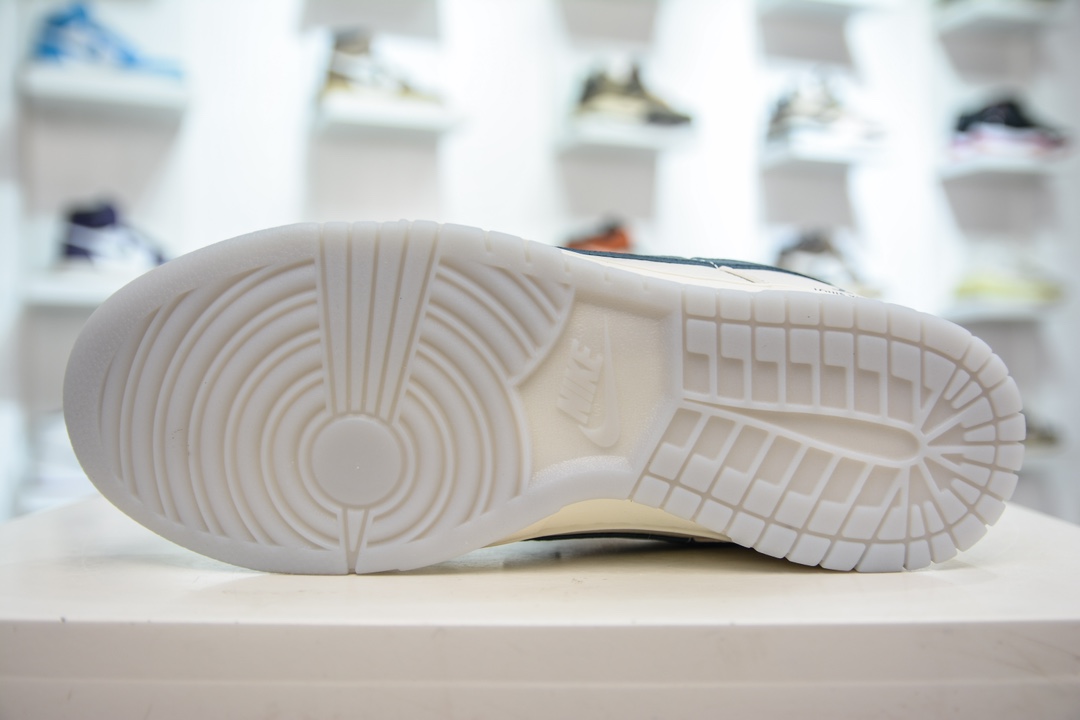 280 LV x Nike Dunk Low 米蓝勾 CF3688-004