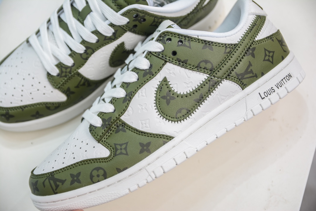 300 LV x Nike Dunk Low 浮雕白绿印花 DQ1098-362