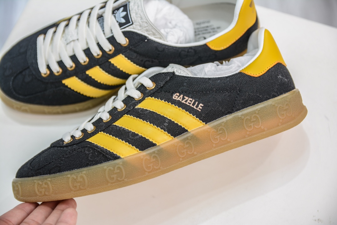 330 纯原版本 古驰Gucci x 阿迪达斯Adidas Originals Gazelle”Esquisite Gucci”羚羊板鞋