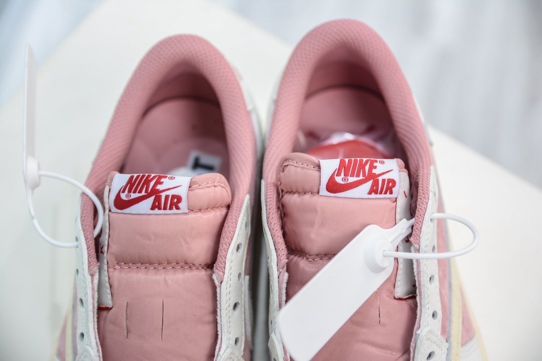 260 F版纯原 Travis Scott x Jordan Air Jordan 1 Low Canary 圆头舒适复古篮球鞋 DM7866-600