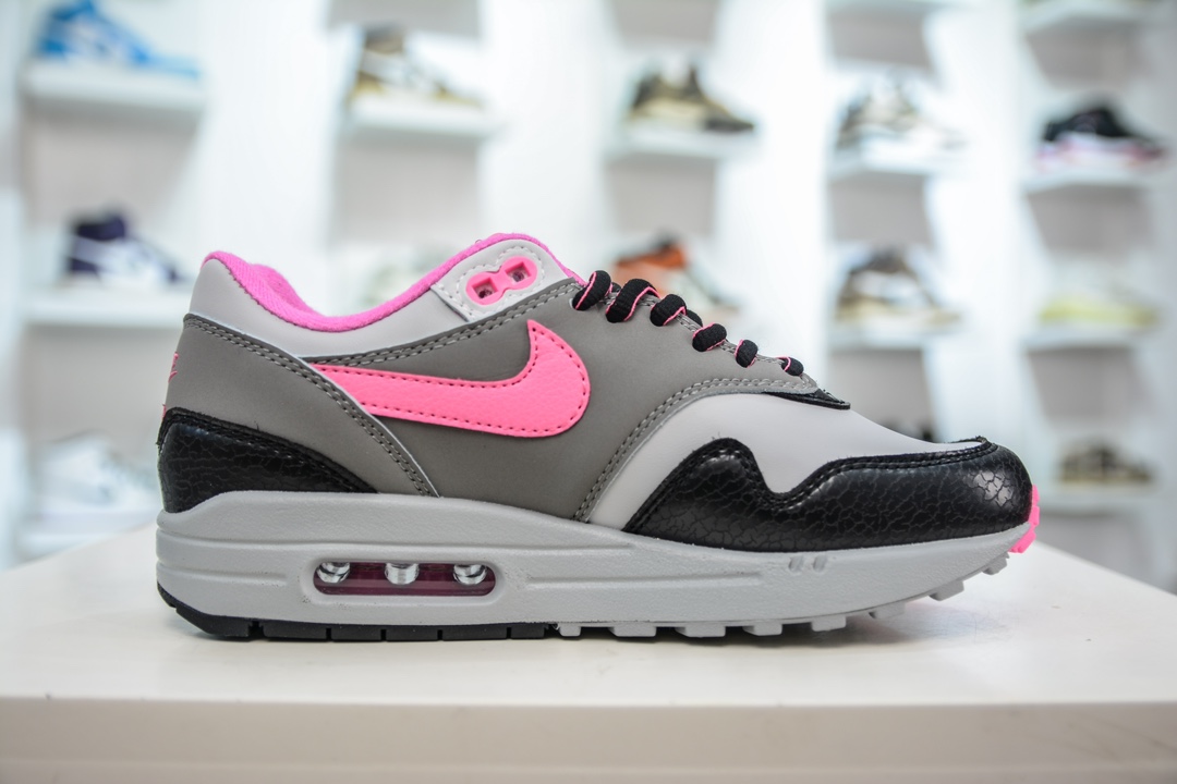 NK Air Max 1 初代复古气垫慢跑鞋 由Tinker Hatfeld和Mark Parker在1987年设计   HF3713-003