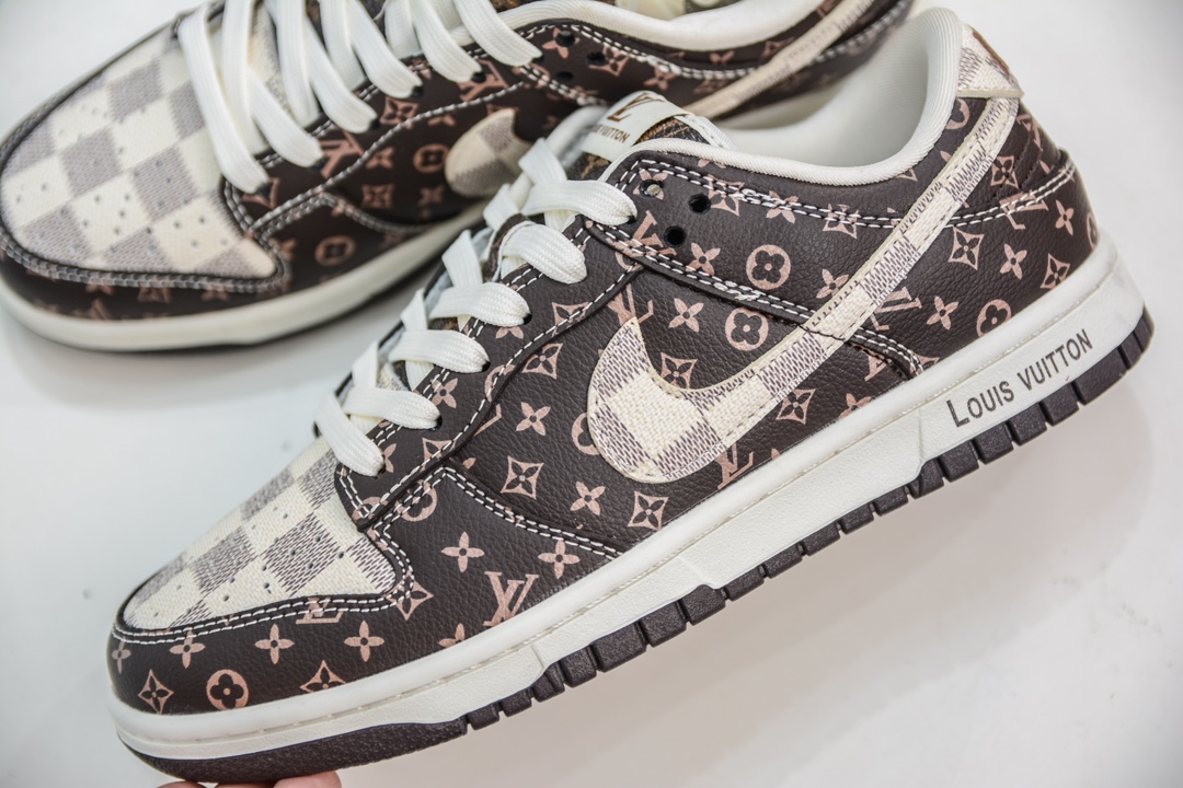 LV x Nike Dunk Low 棋盘格棕花花白  SJ2068-255