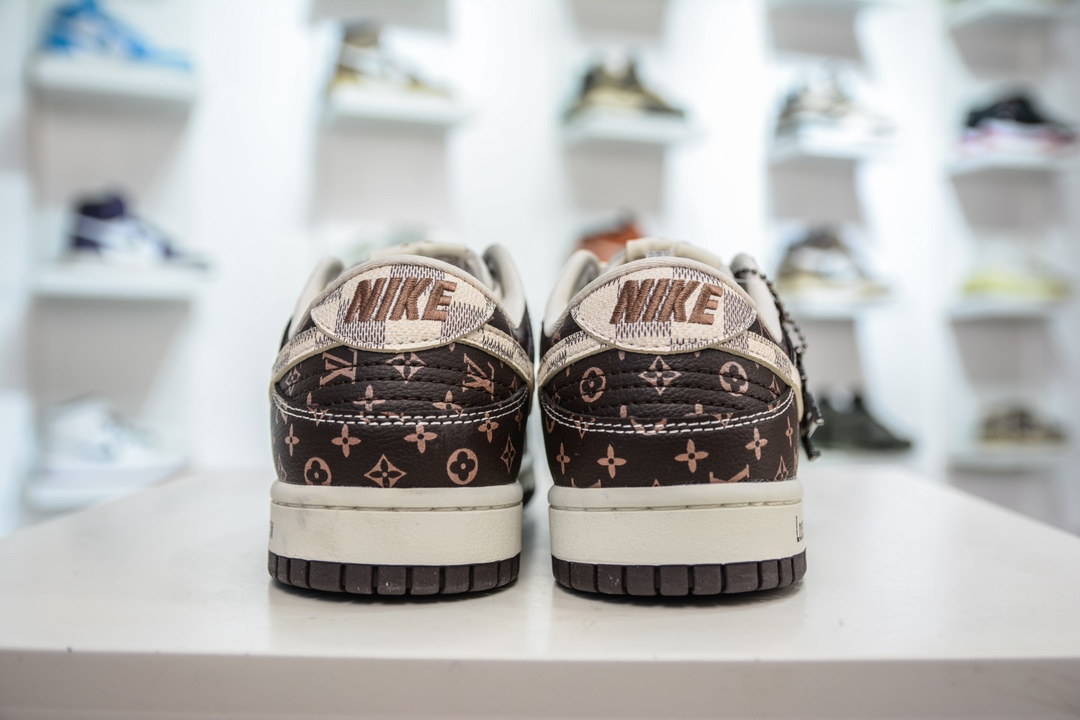 LV x Nike Dunk Low 棋盘格棕花花白  SJ2068-255