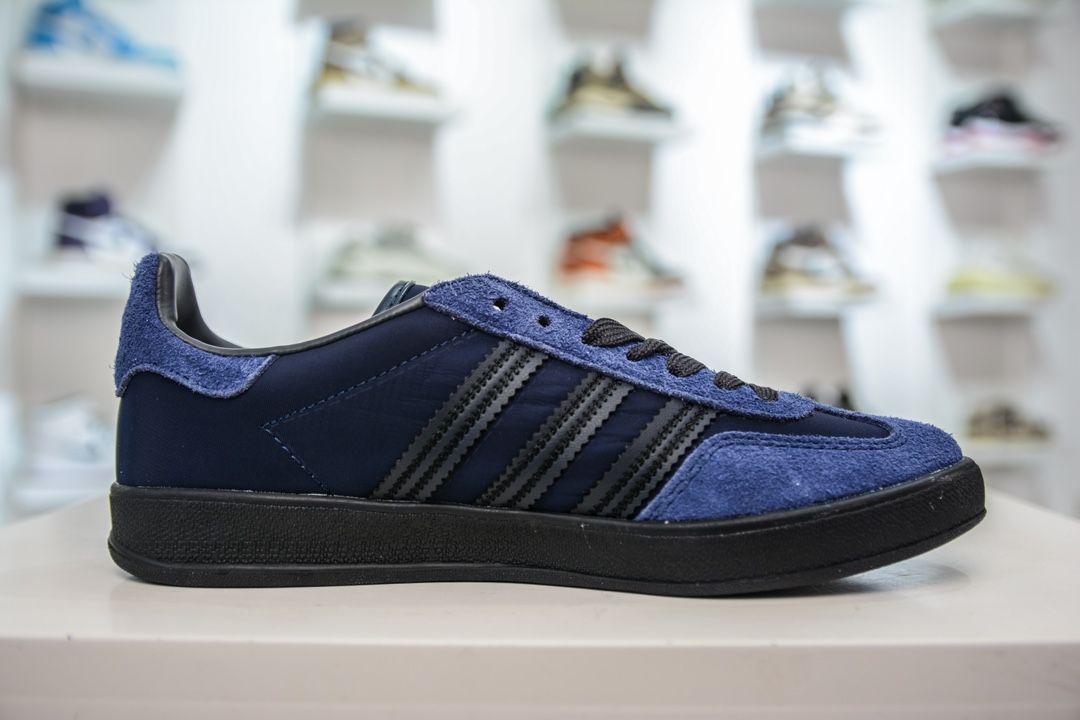 AD Gazelle Indoor Trainers 羚羊内训系列低帮复古百搭休闲运动德训风板鞋  IH9986